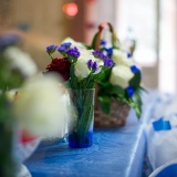 Аренда банкетного зала в усадьбе Мироедово Смоленская область фото 03 - цветы в стакане